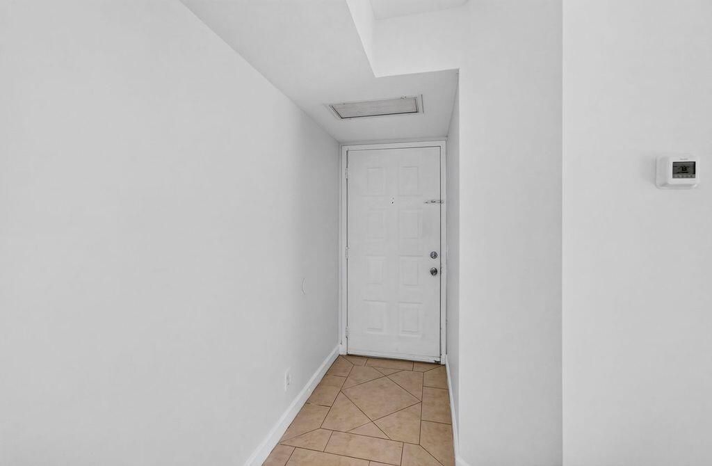 706 Executive Center Drive, Unit 24, West Palm Beach, FL 33401 Photo