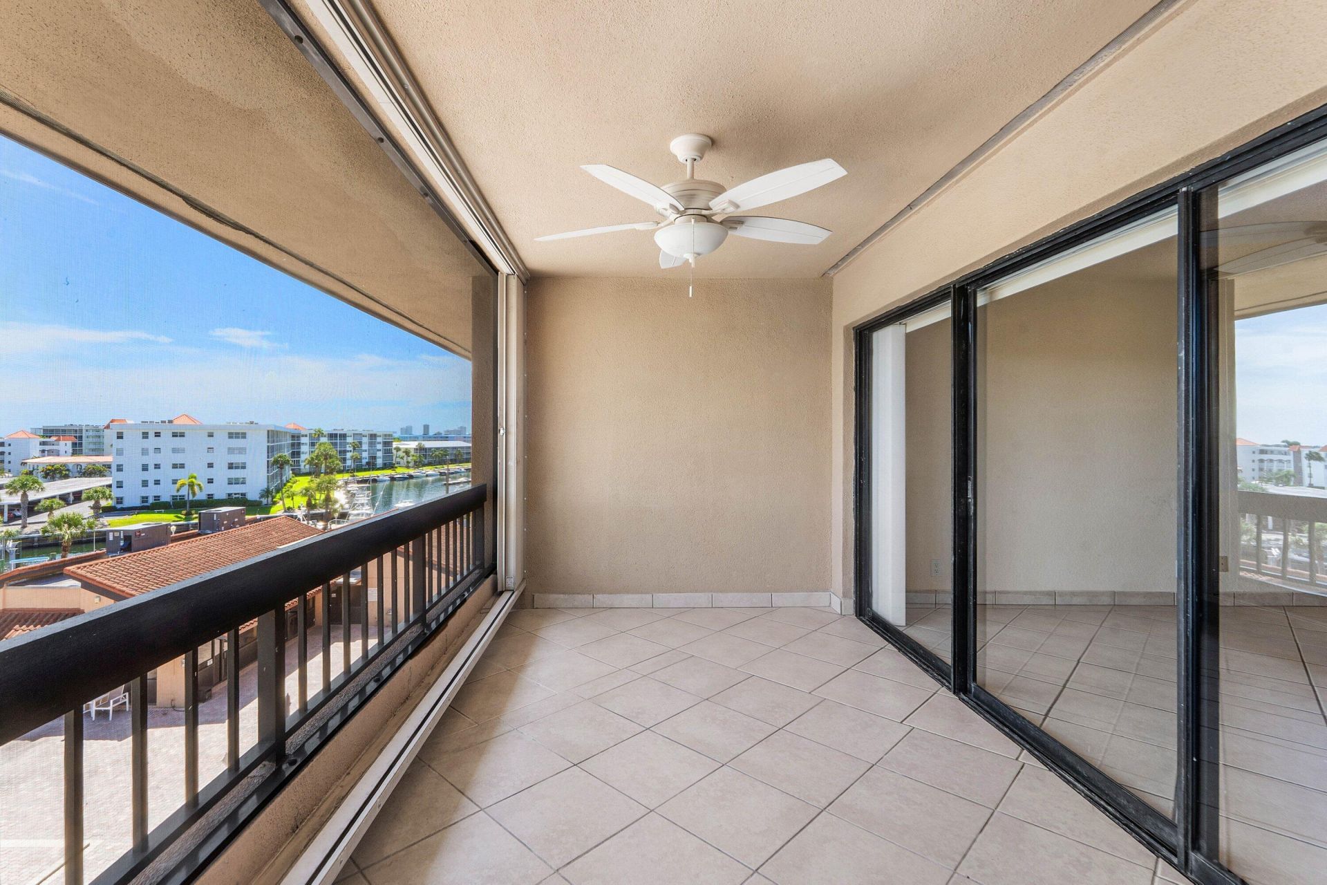 1030 Us Highway 1, Unit 413, North Palm Beach, FL 33408 Photo
