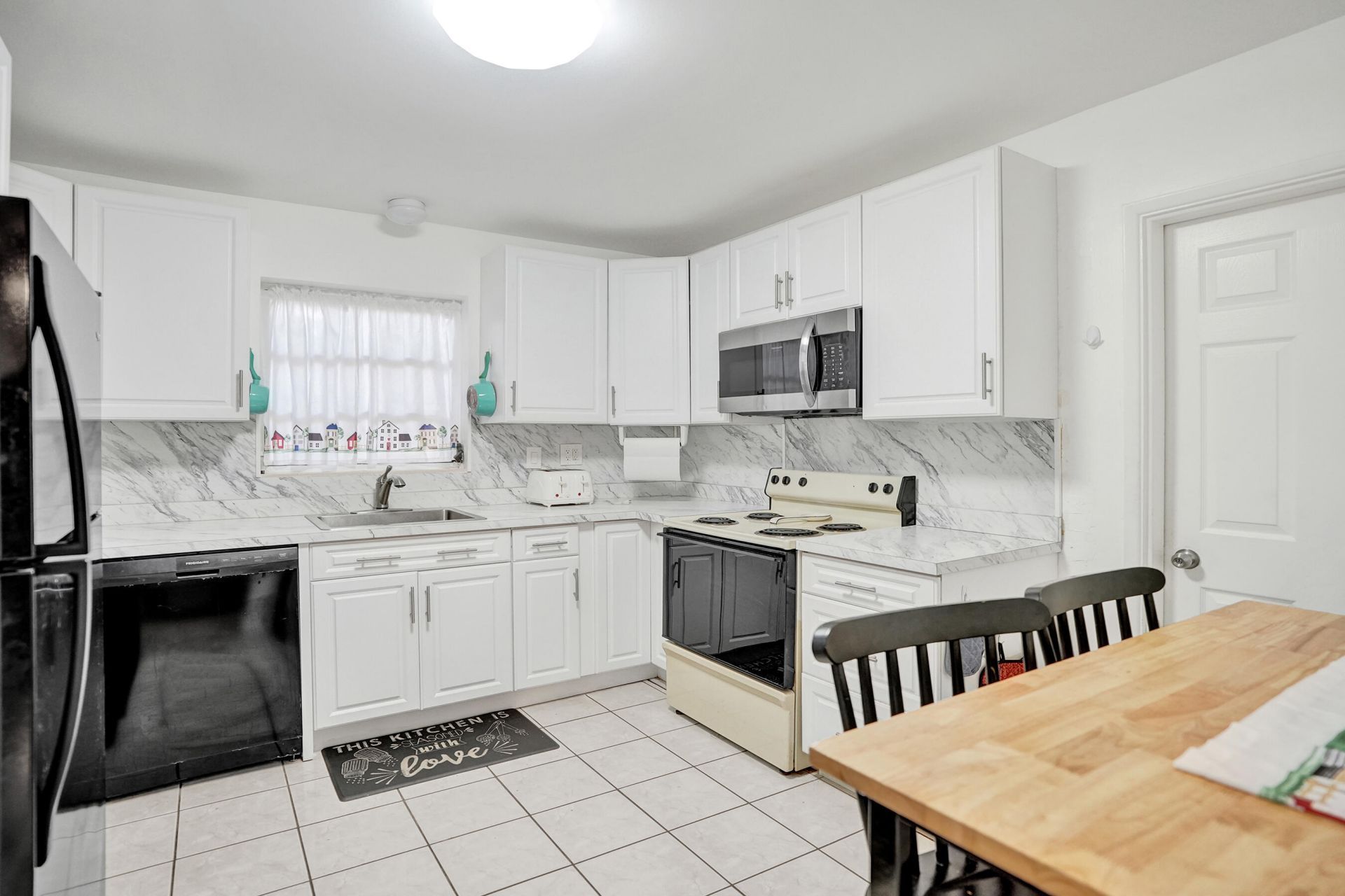 1112 S 22nd Court, Hollywood, FL 33020 Photo