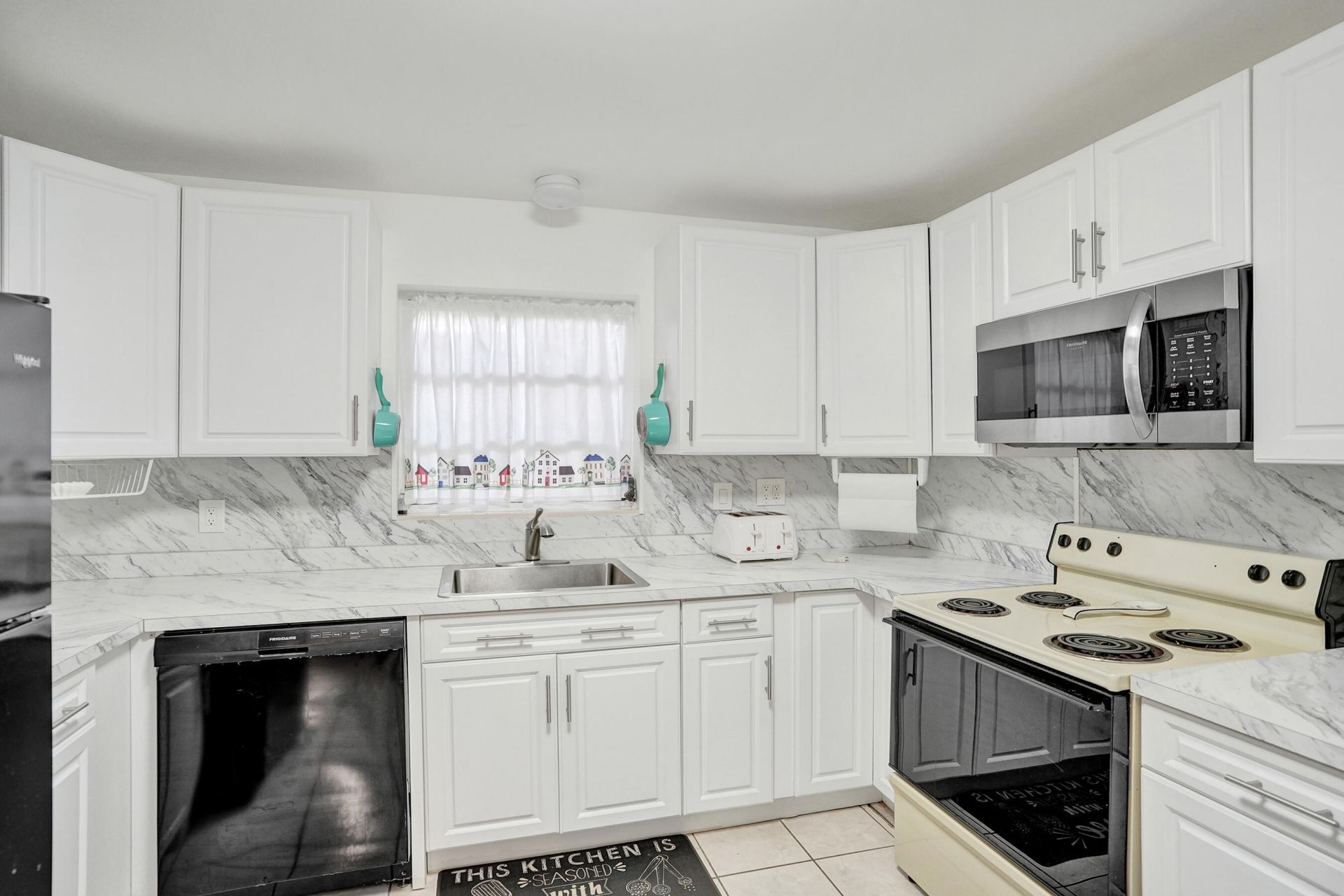 1112 S 22nd Court, Hollywood, FL 33020 Photo