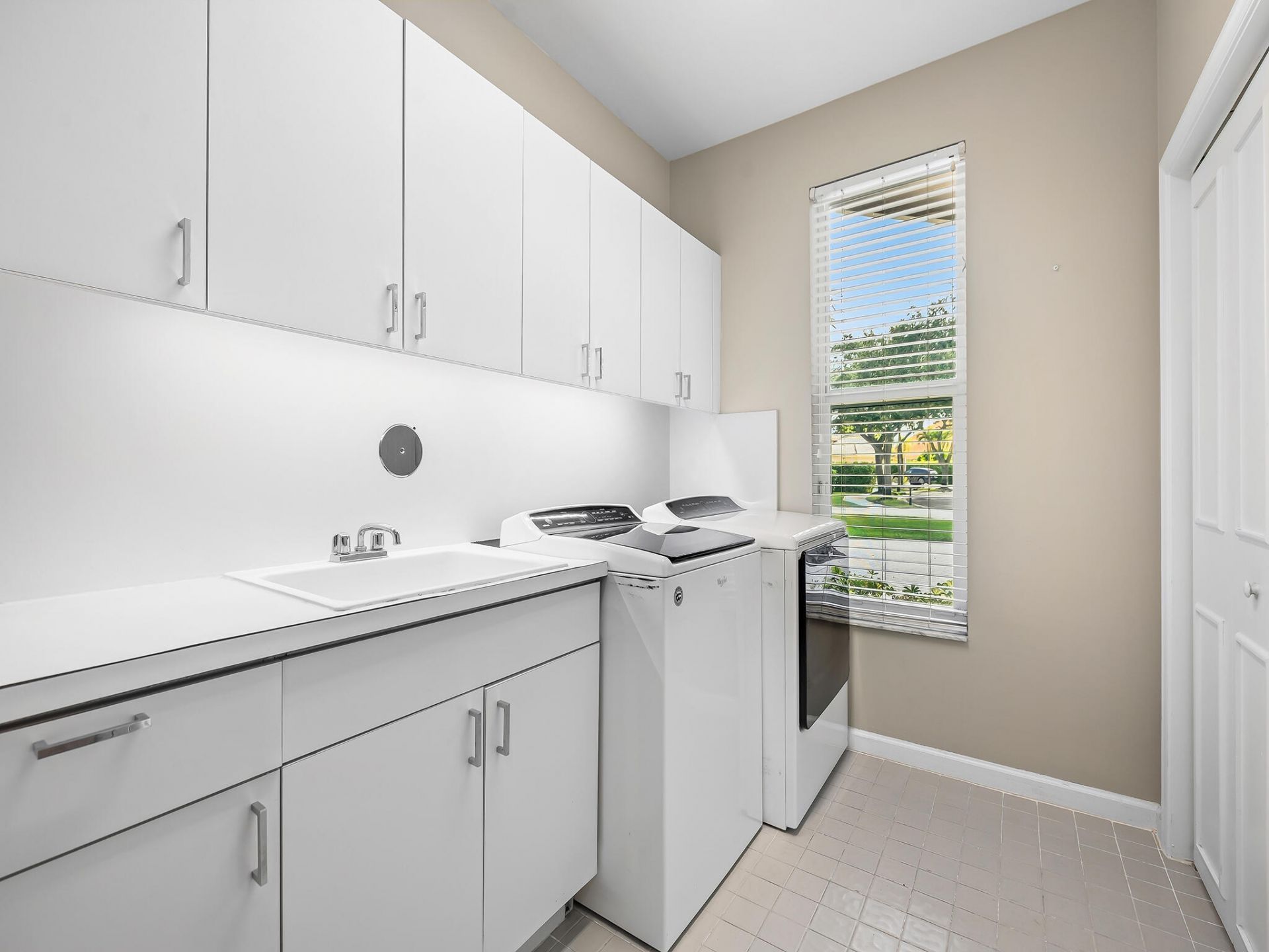1207 Manor Drive S, Weston, FL 33326 Photo