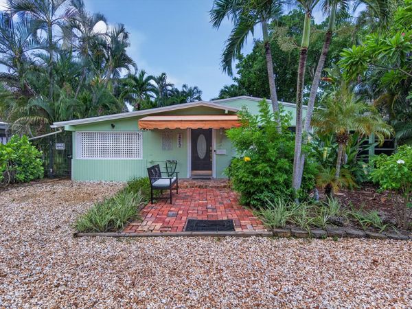 1712 NE 16th Avenue, Fort Lauderdale, FL 33305
