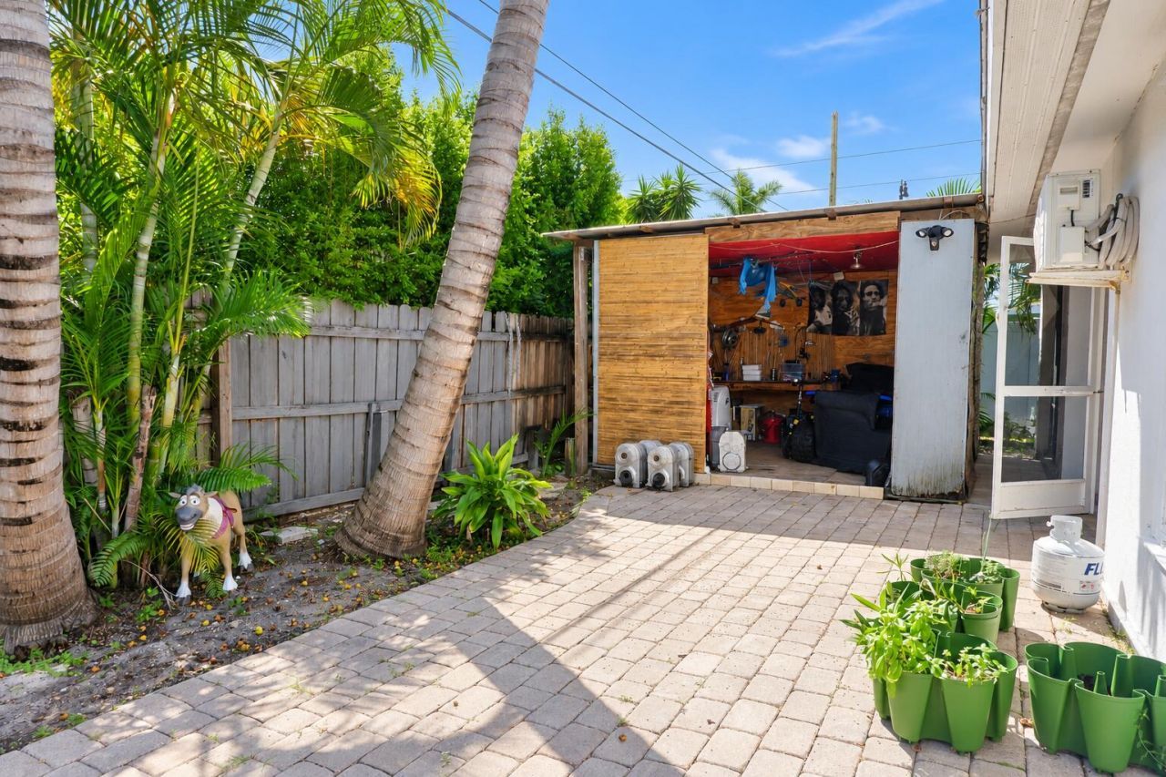 2574 NE 14th Terrace, Pompano Beach, FL 33064 Photo