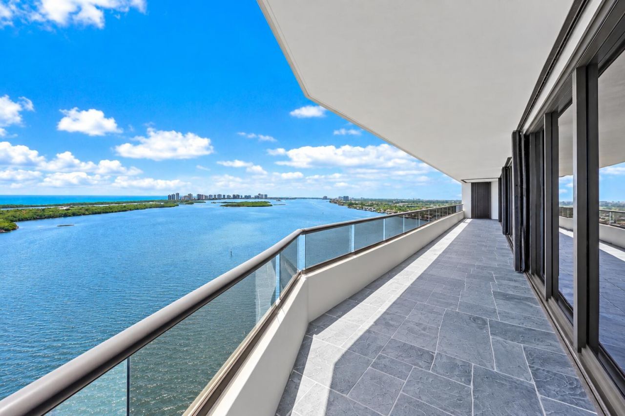 100 Lakeshore Drive, Unit 2151, North Palm Beach, FL 33408 Photo