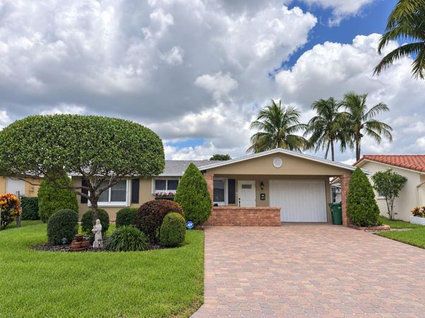 4507 NW 46th Street, Tamarac, FL 33319