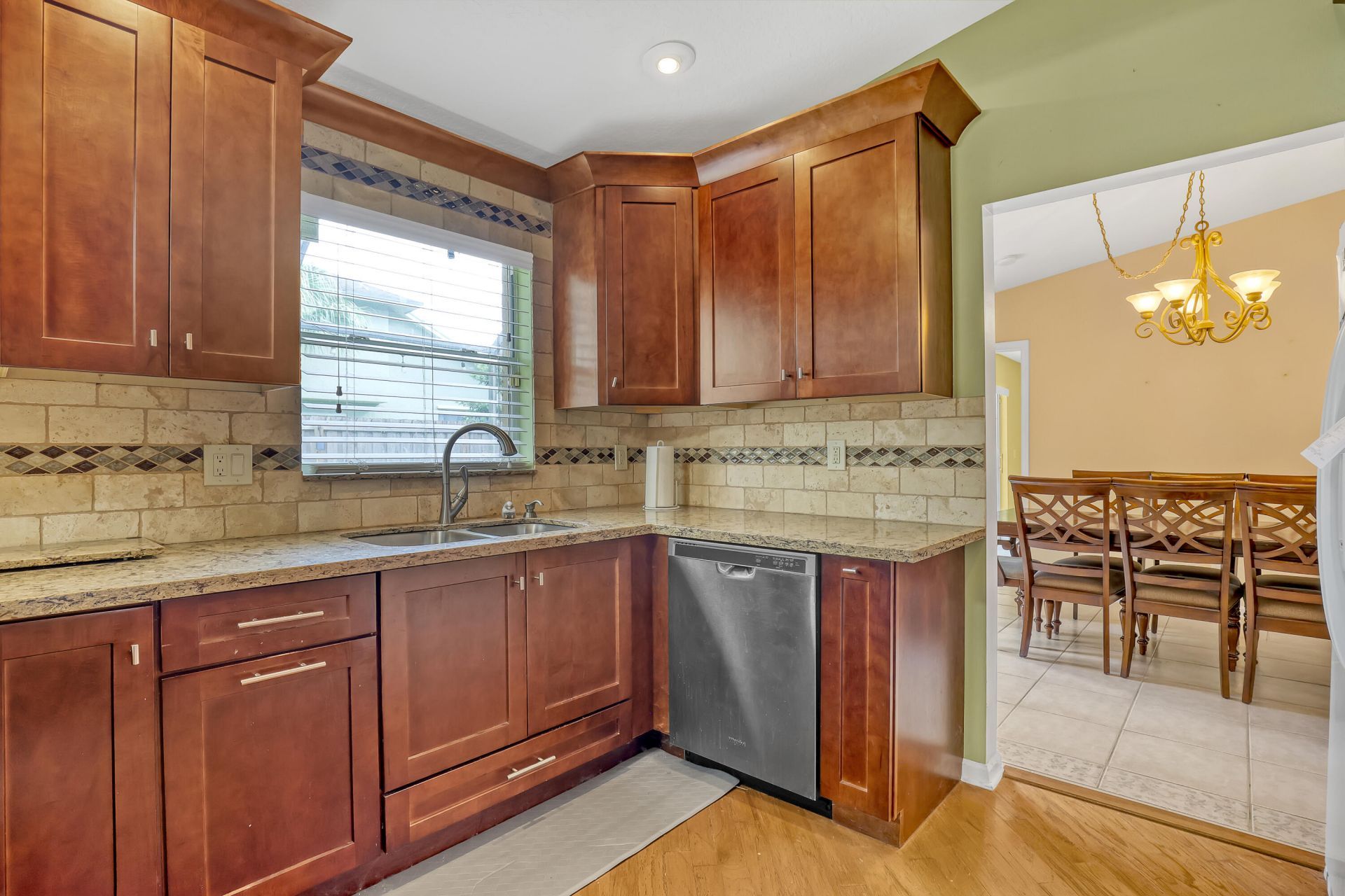 102 Sand Pine Way, Royal Palm Beach, FL 33411 Photo