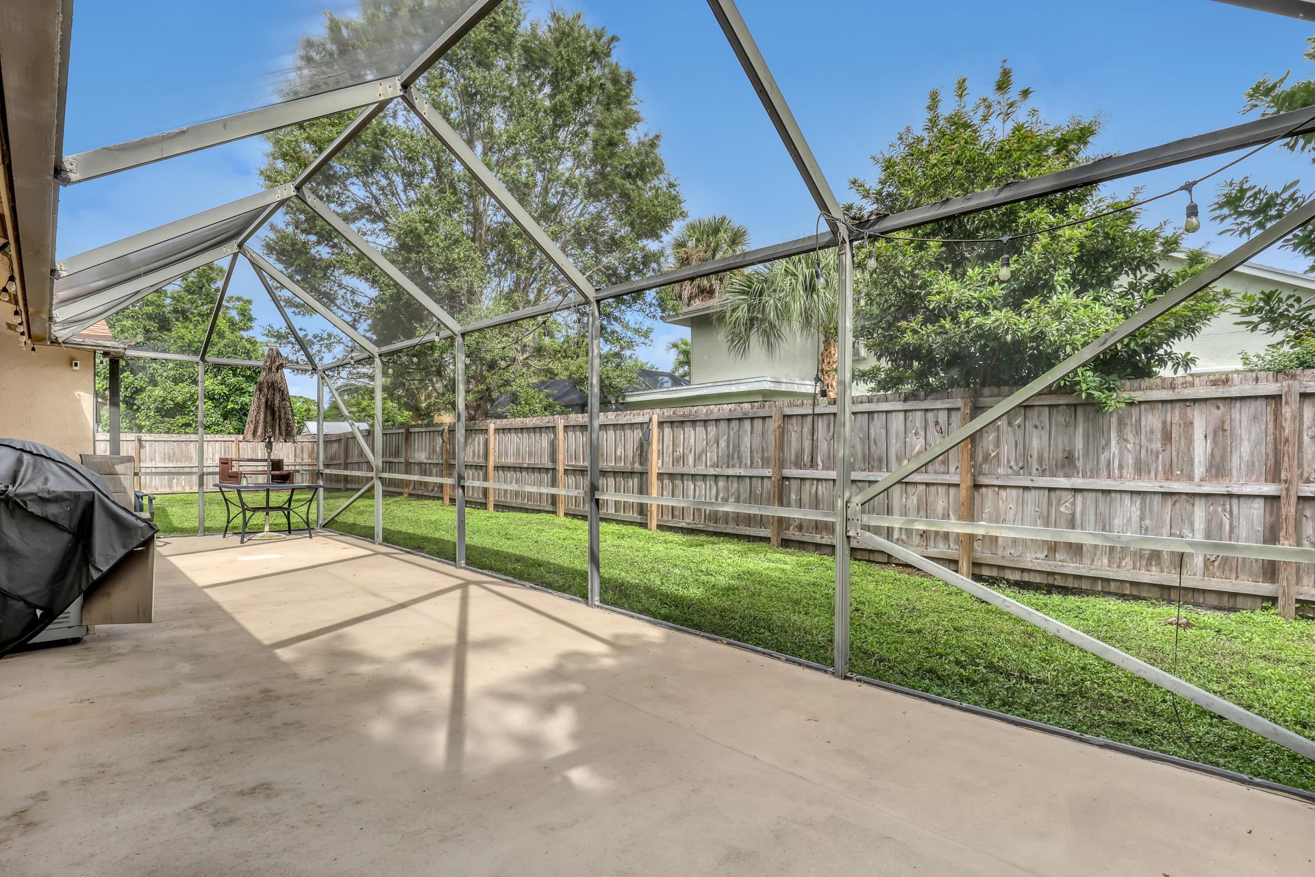 102 Sand Pine Way, Royal Palm Beach, FL 33411 Photo