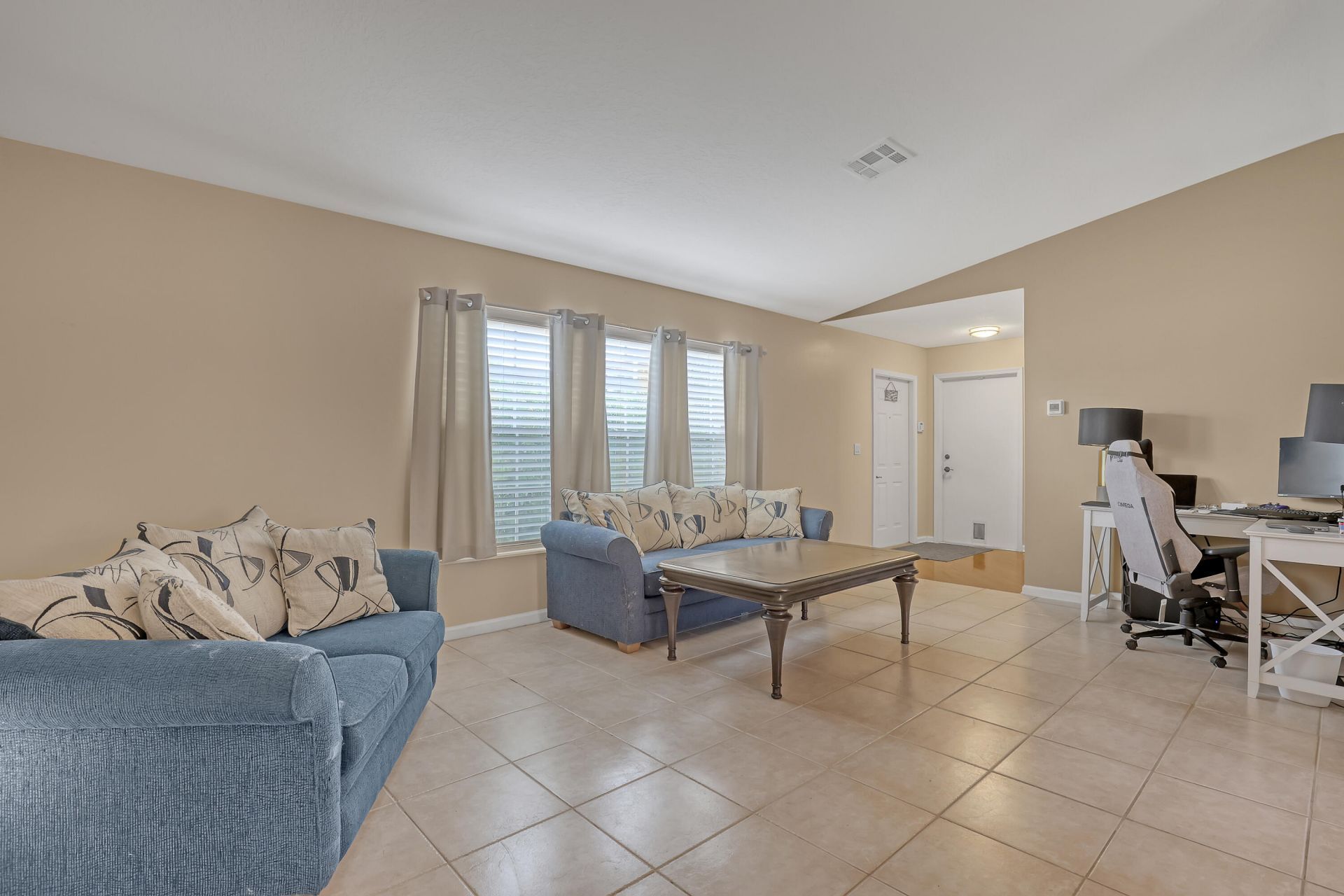 102 Sand Pine Way, Royal Palm Beach, FL 33411 Photo