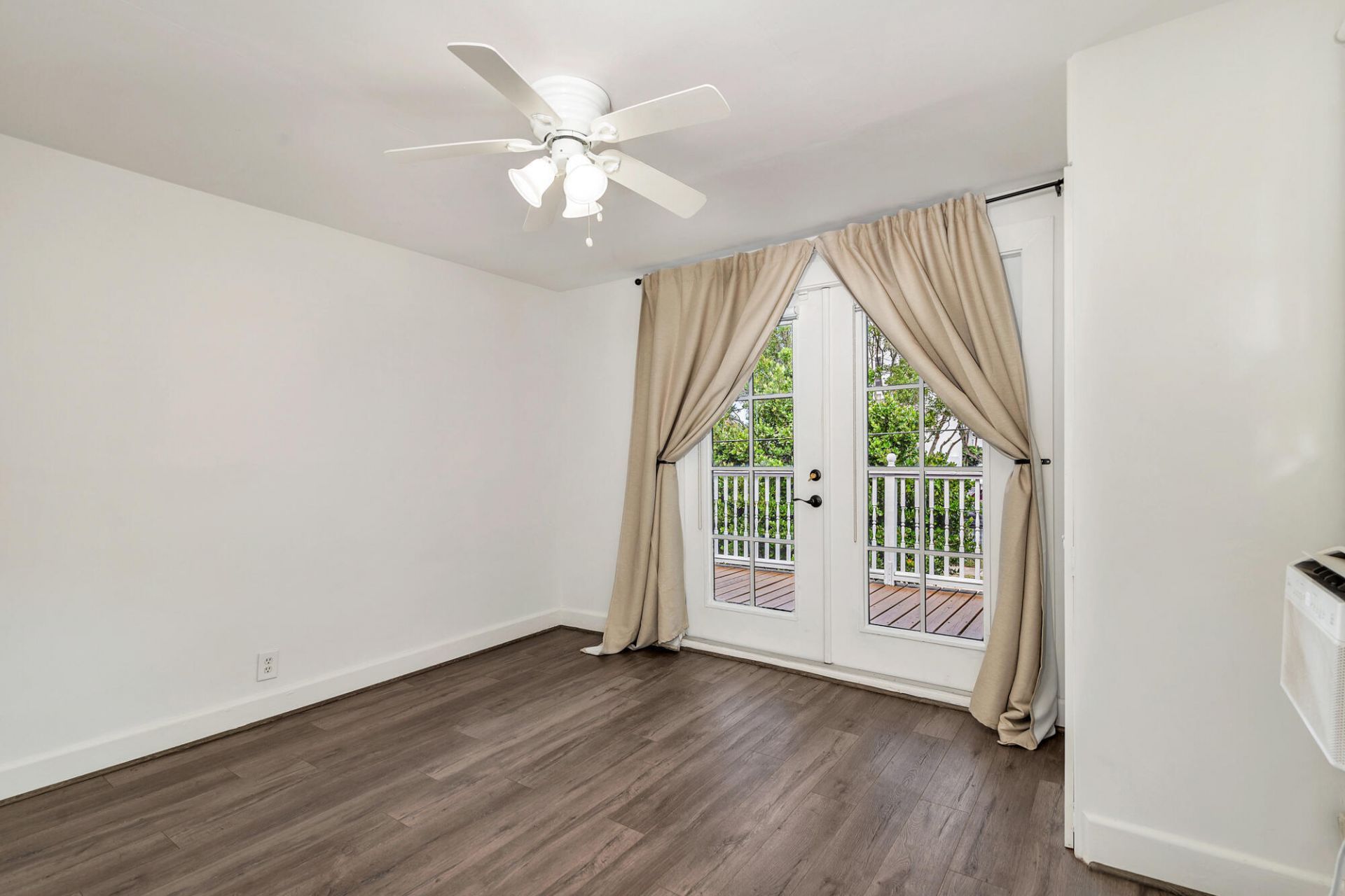 3901 Washington Road, West Palm Beach, FL 33405 Photo