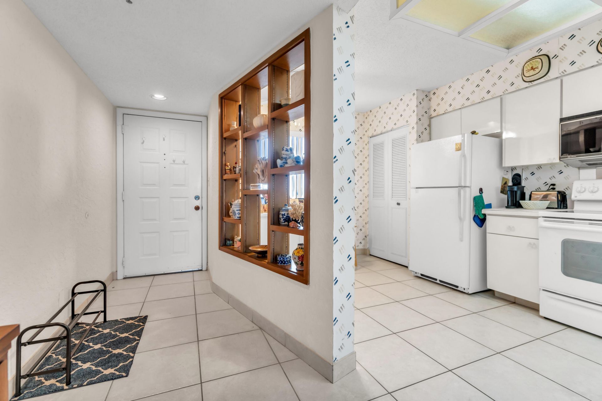 14460 Strathmore Lane, Unit 704, Delray Beach, FL 33446 Photo