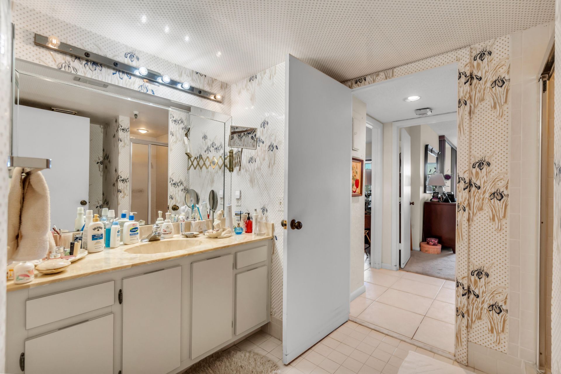 14460 Strathmore Lane, Unit 704, Delray Beach, FL 33446 Photo