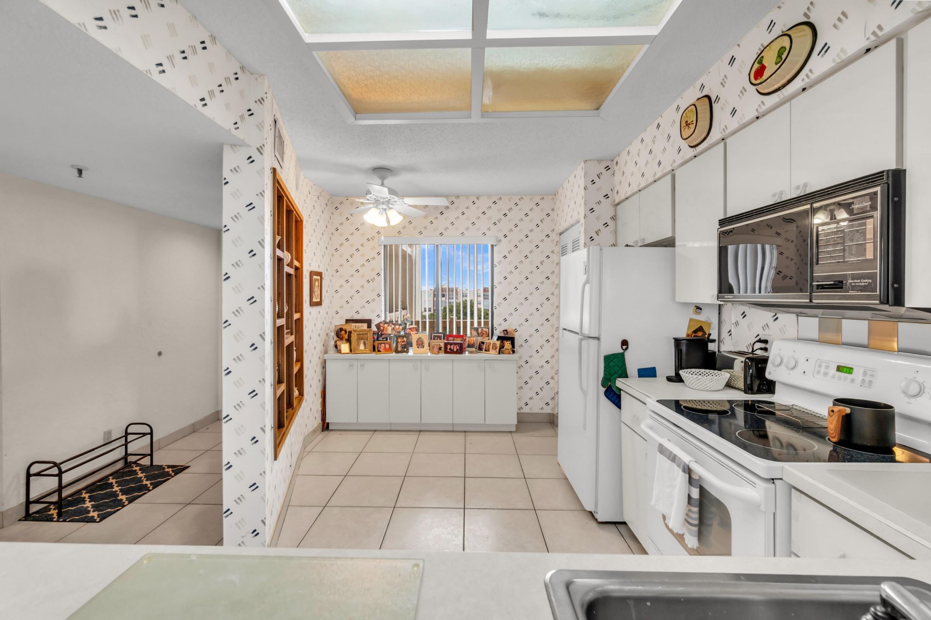 14460 Strathmore Lane, Unit 704, Delray Beach, FL 33446 Photo