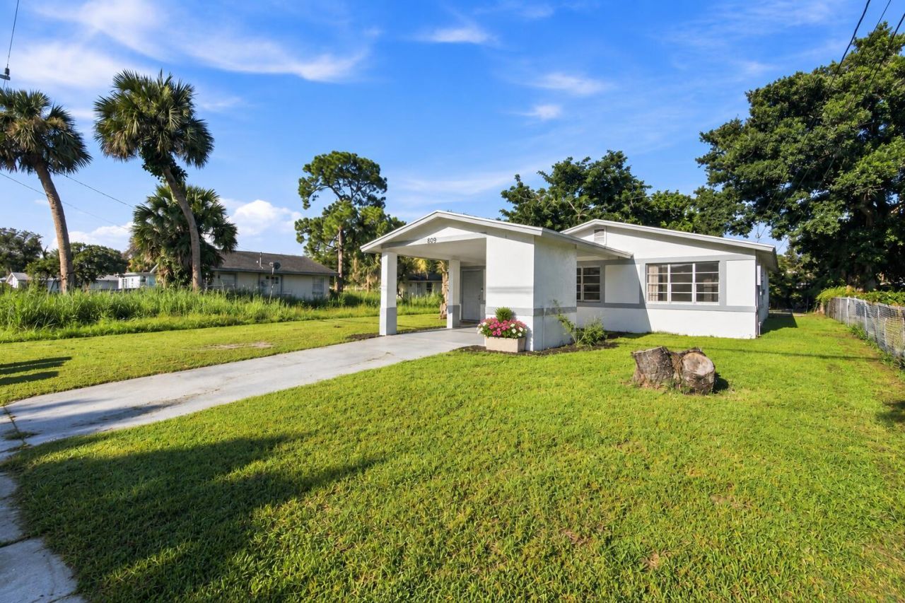 809 N 22nd Street, Fort Pierce, FL 34950 Photo