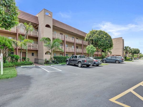 9540 SUNRISE LAKES Boulevard, Unit 303, Sunrise, FL 33322