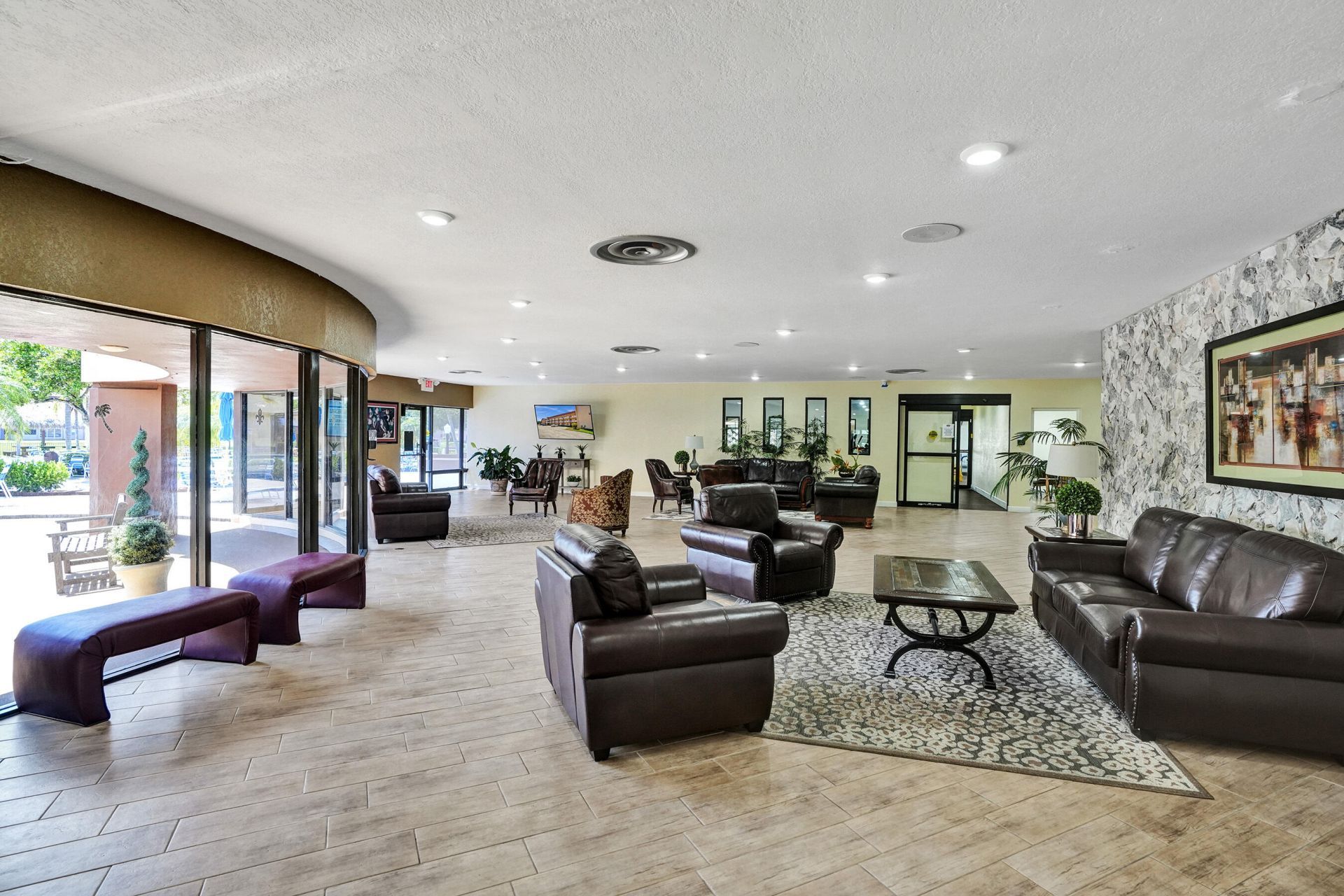 9540 Sunrise Lakes Boulevard, Unit 303, Sunrise, FL 33322 Photo