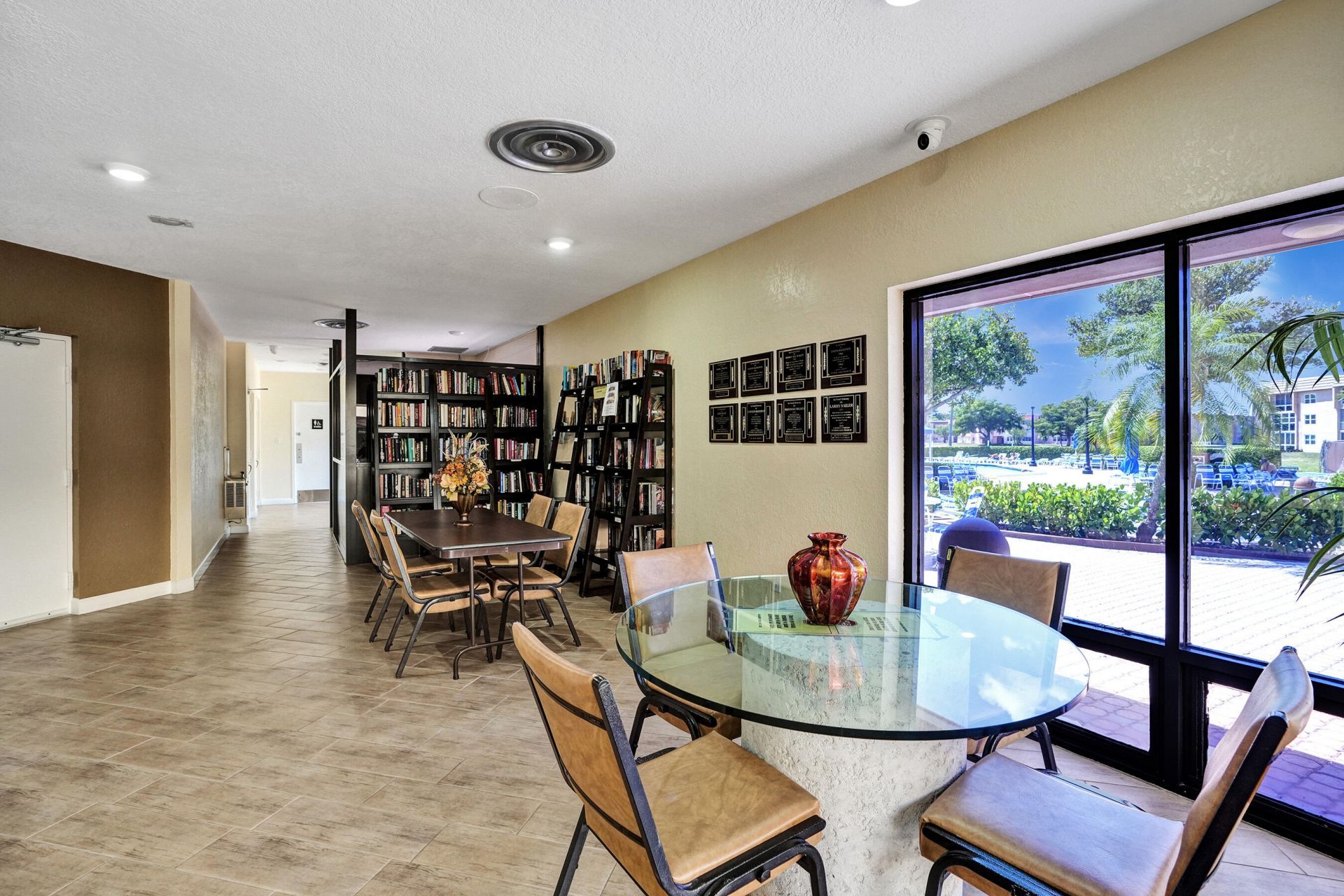 9540 Sunrise Lakes Boulevard, Unit 303, Sunrise, FL 33322 Photo