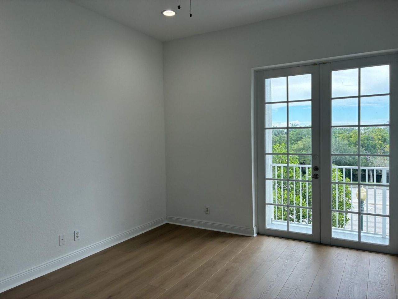 6807 Lakeside Circle N, Unit 102-1, Davie, FL 33314 Photo
