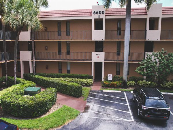 6618 CORAL LAKE Drive, Unit 206, Margate, FL 33063