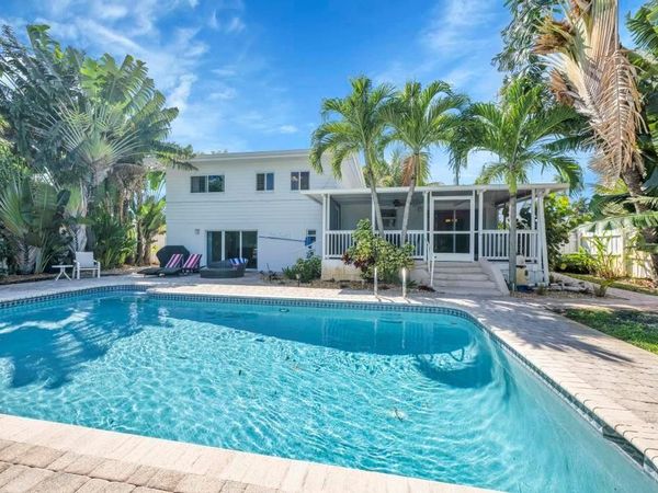 1771 NE 35th Street, Oakland Park, FL 33334