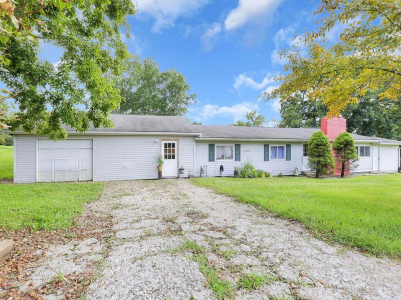 7318 Licking Springs Road NE, Newark, OH 43055 Photo 1