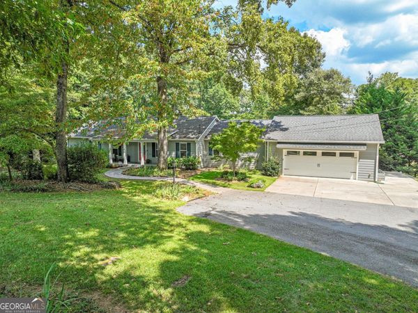 123 Swanson Road, Fayetteville, GA 30214