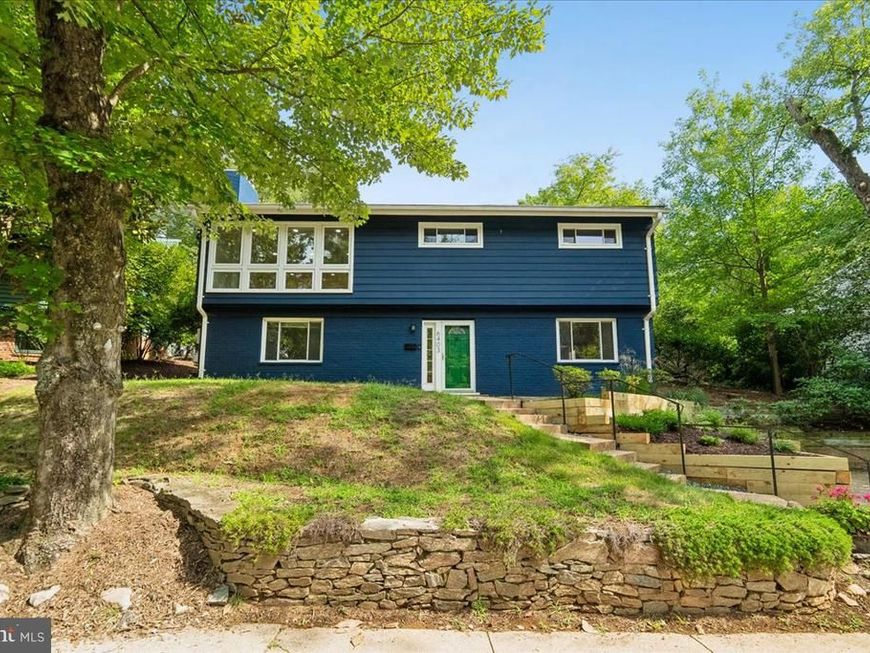 6403 W Halbert Road, Bethesda, MD 20817 Main Photo