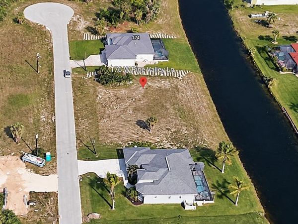 176 W PINE VALLEY LANE, ROTONDA WEST, FL 33947