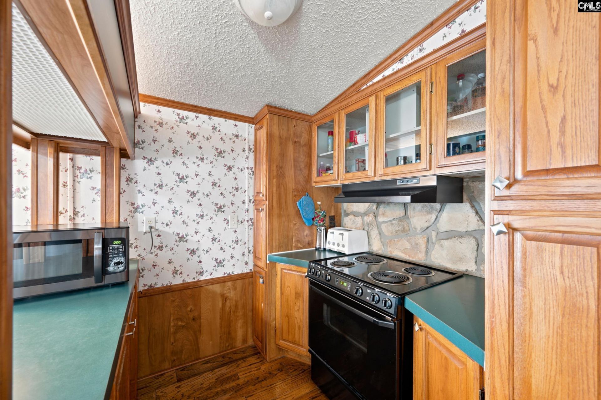 123 Castleville Court Photo 10