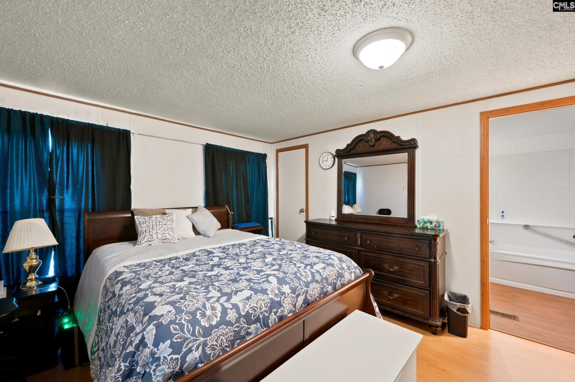 123 Castleville Court Photo 11