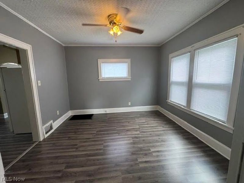 1138 Roslyn Avenue SW, Canton, OH 44710 Photo 4