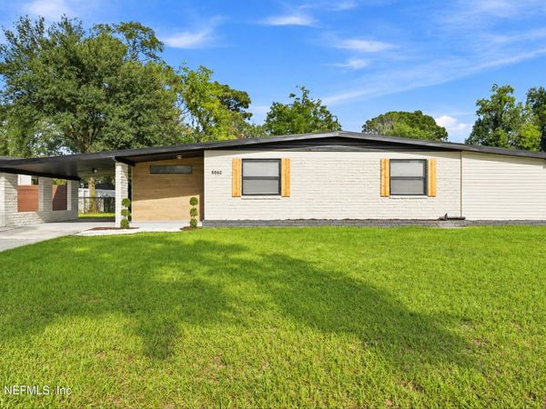 6662 BLACKWOOD Drive, Jacksonville, FL 32277