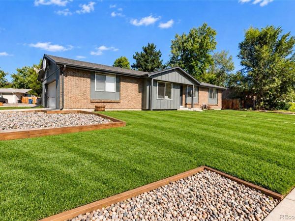 1731 S Garland Street, Lakewood, CO 80232