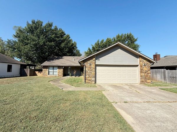 400 S Hemlock Avenue , Broken Arrow, OK 74012
