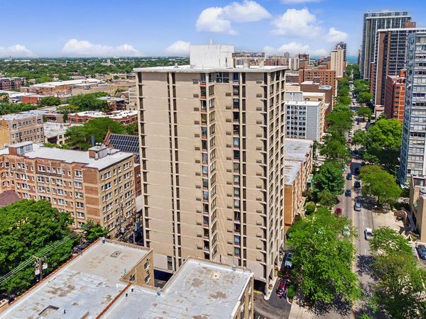 5740 N Sheridan Road, Unit 17C, Chicago, IL 60660