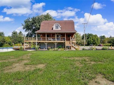 9165 Point Peter Road , Gowanda, NY 14070