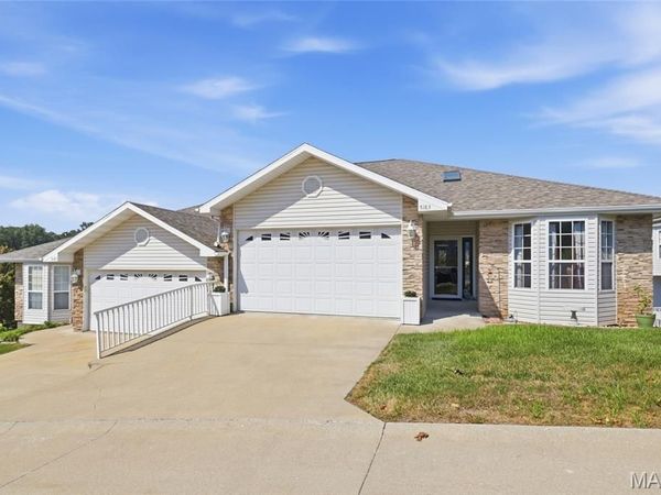 5183 Vicus Castri , Osage Beach, MO 65065