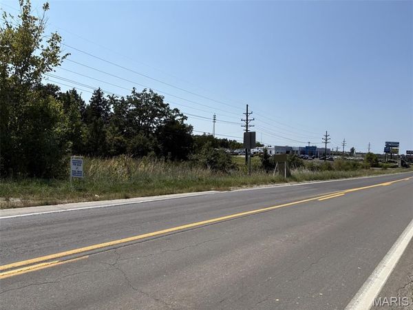 1960 Veterans Memorial Pkwy E , Truesdale, MO 63380