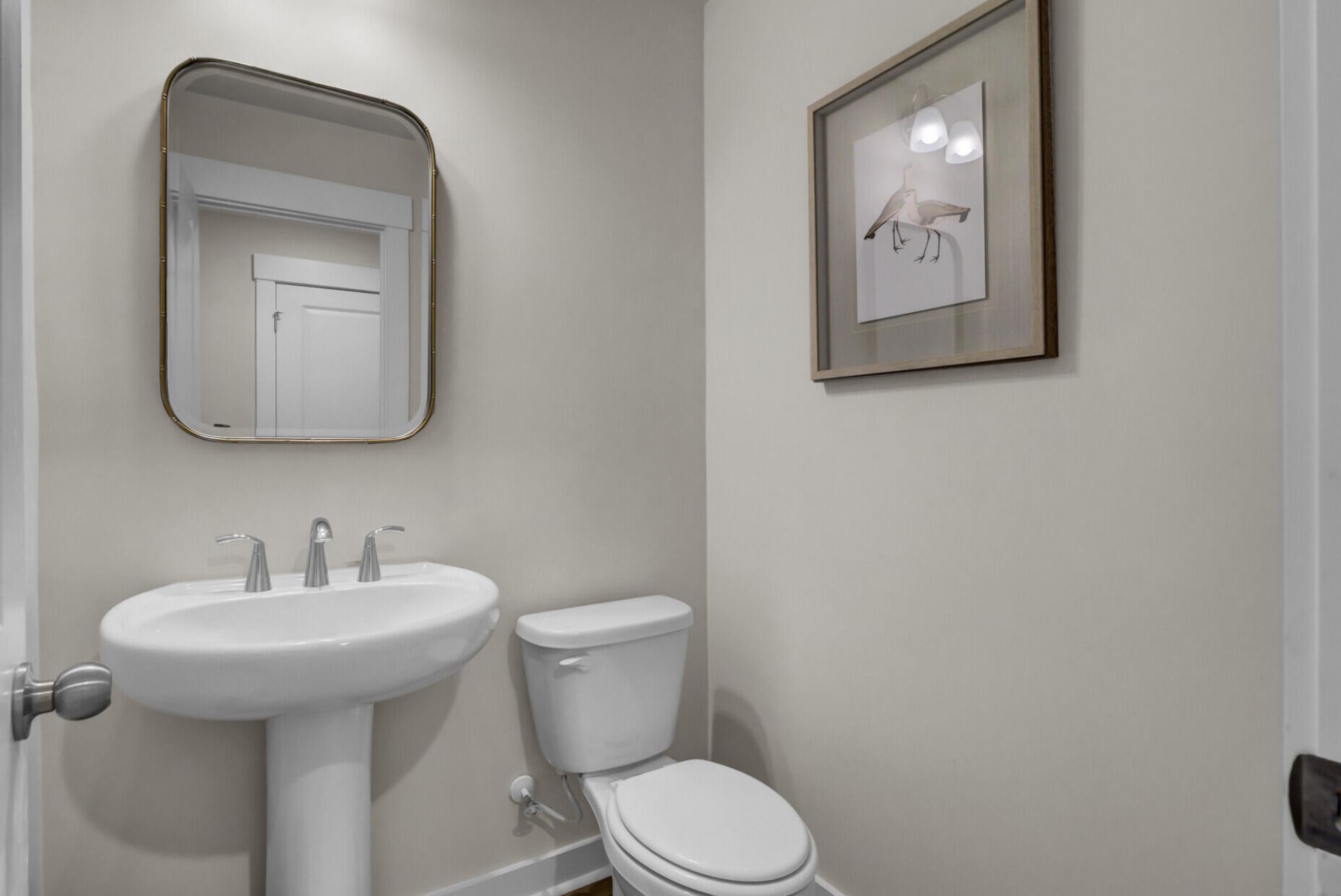 136 Fernbank Road Photo 35