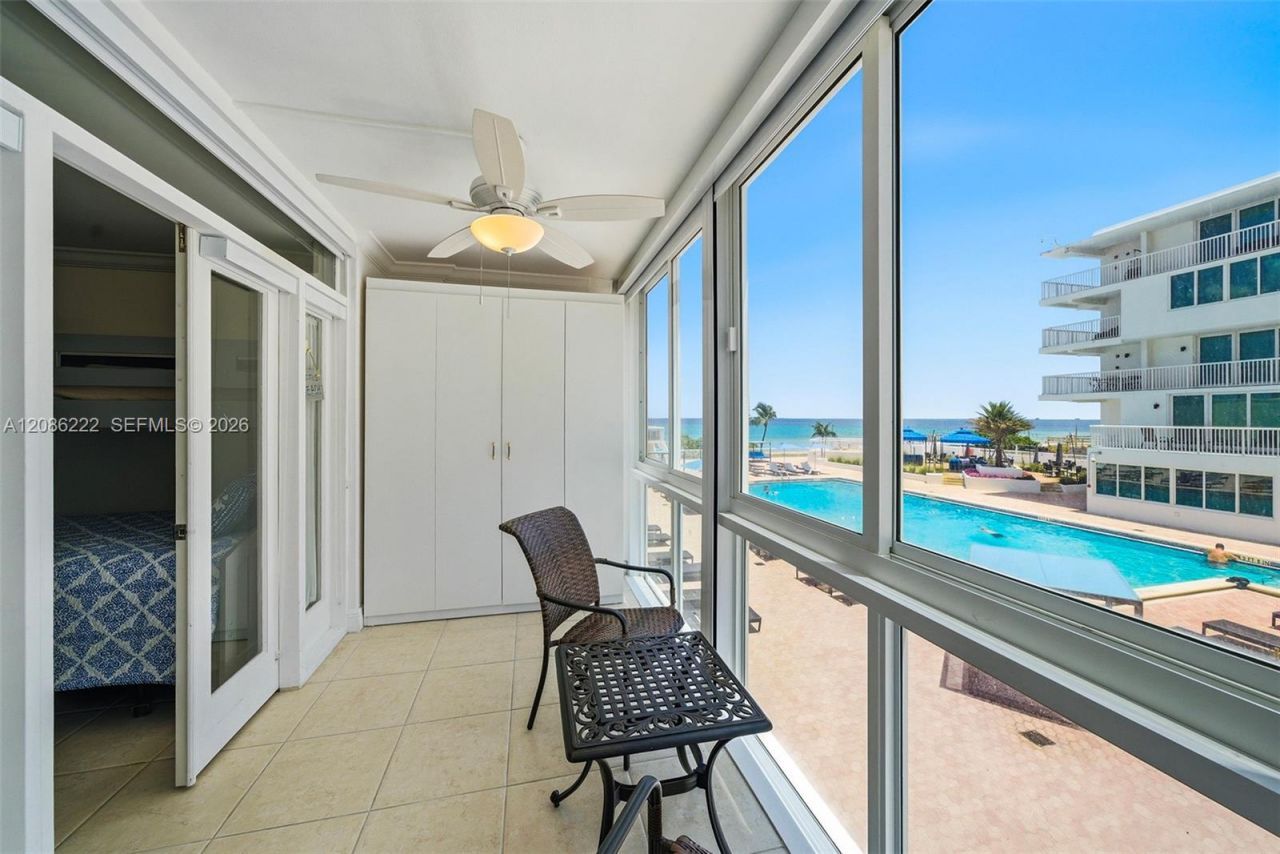 5401 Collins Ave, Unit 108, Miami Beach, FL 33140 Photo