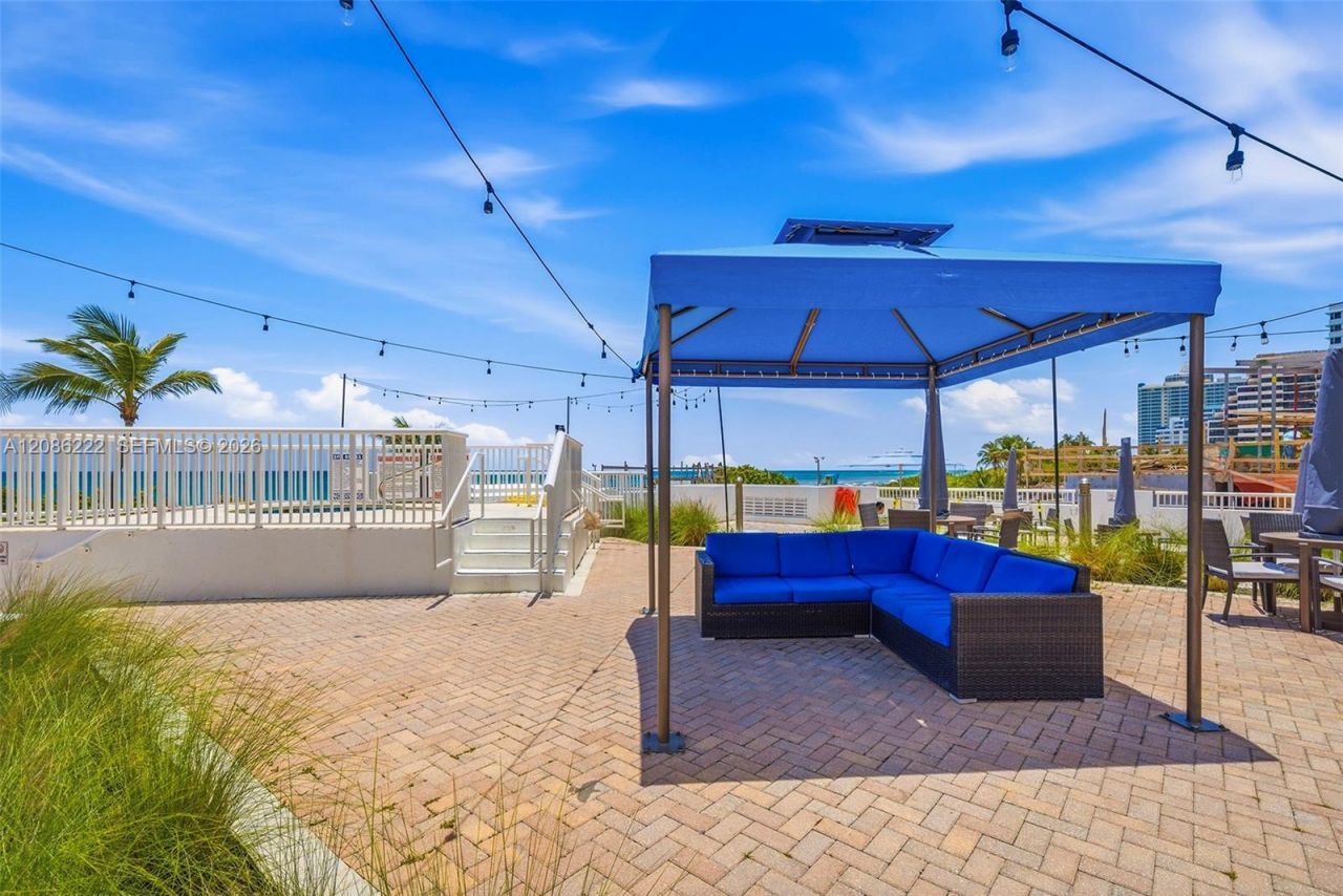 5401 Collins Ave, Unit 108, Miami Beach, FL 33140 Photo