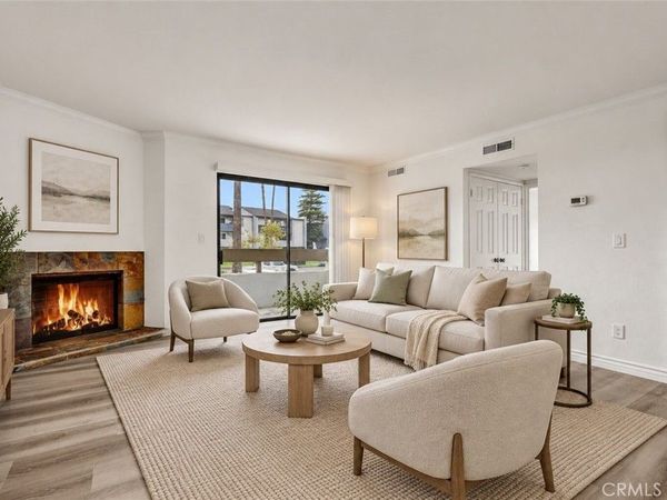 19620 Sherman Way Unit 1, Reseda, CA 91335