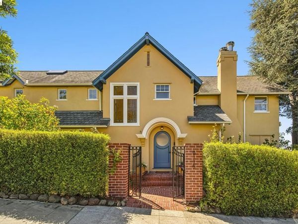 6115 Ocean View Dr, Oakland, CA 94618