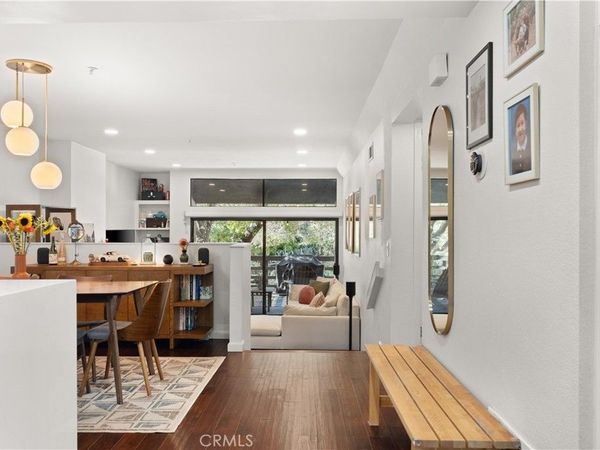 1050 Seco, Unit 102, Pasadena, CA 91103