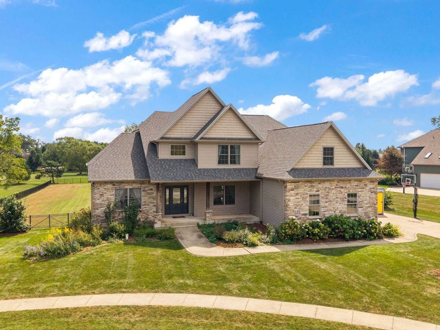 Main Photo