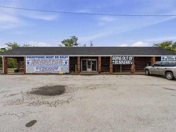 803 Mammoth Cave Road, Cave City, KY 42127