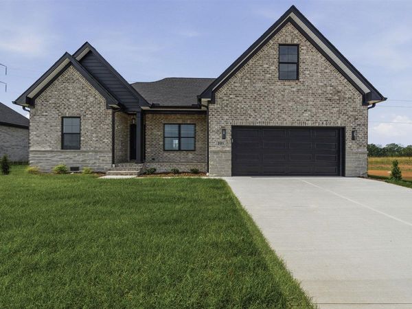201 Magnolia Circle , Franklin, KY 42134