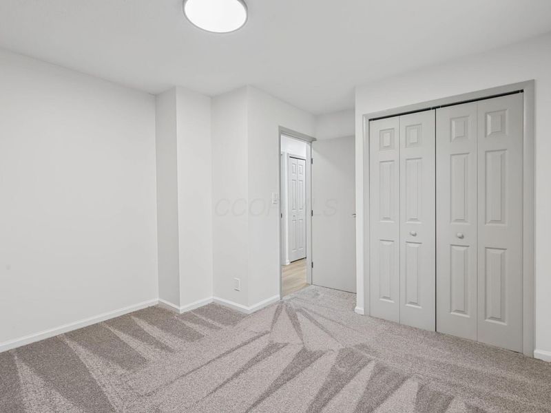 4806 Heatherton Drive, Columbus, OH 43229 Photo 24