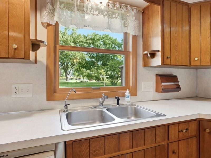 315 Simpson Road, London, OH 43140 Photo 13