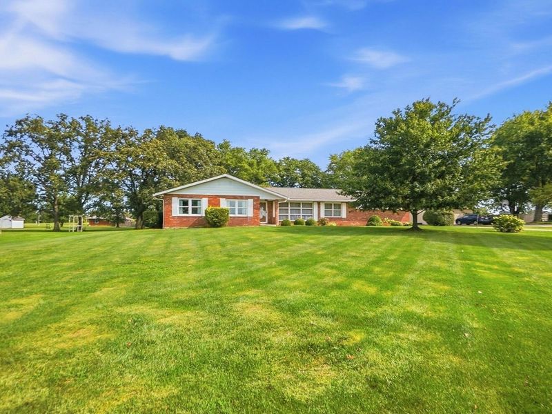 315 Simpson Road, London, OH 43140 Photo 2
