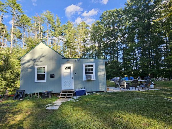8 Sandy River Road , New Sharon, ME 04955